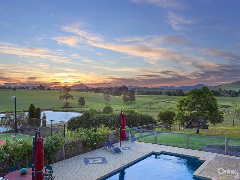 10 Hampton Court, Aberglasslyn, NSW, 2320, Aberglasslyn - Thumbnail 8