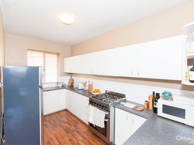 7/33 Nesca Parade, The Hill, NSW, 2300, The Hill - Thumbnail 3