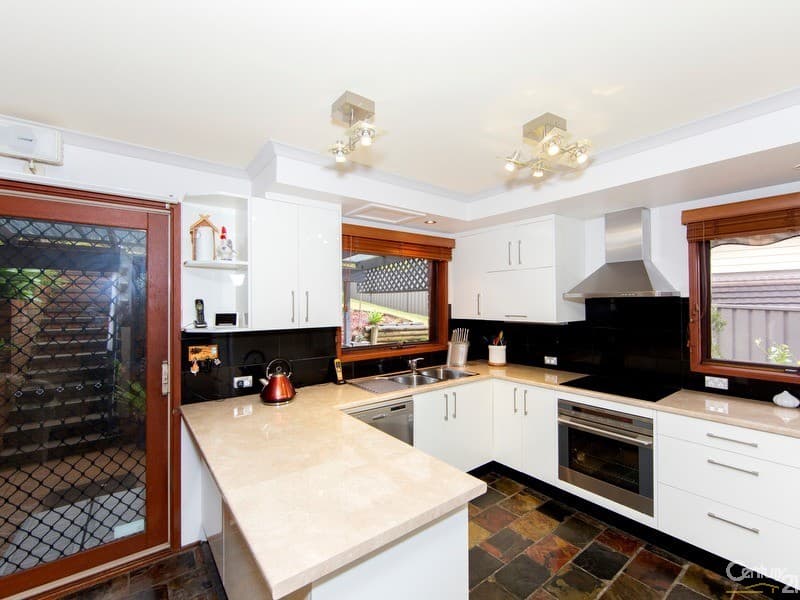 6 Fernleigh Place, New Lambton Heights, NSW, 2305, New Lambton Heights - Thumbnail 3