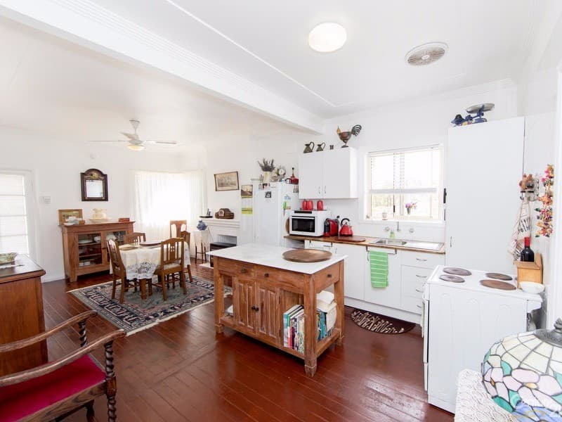 384 Warners Bay Road, Mount Hutton, NSW, 2290, Mount Hutton - Thumbnail 2