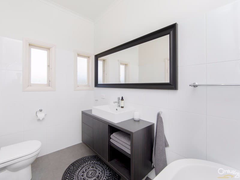 4 Newcastle Road, Wallsend, NSW, 2287, Wallsend - Thumbnail 2