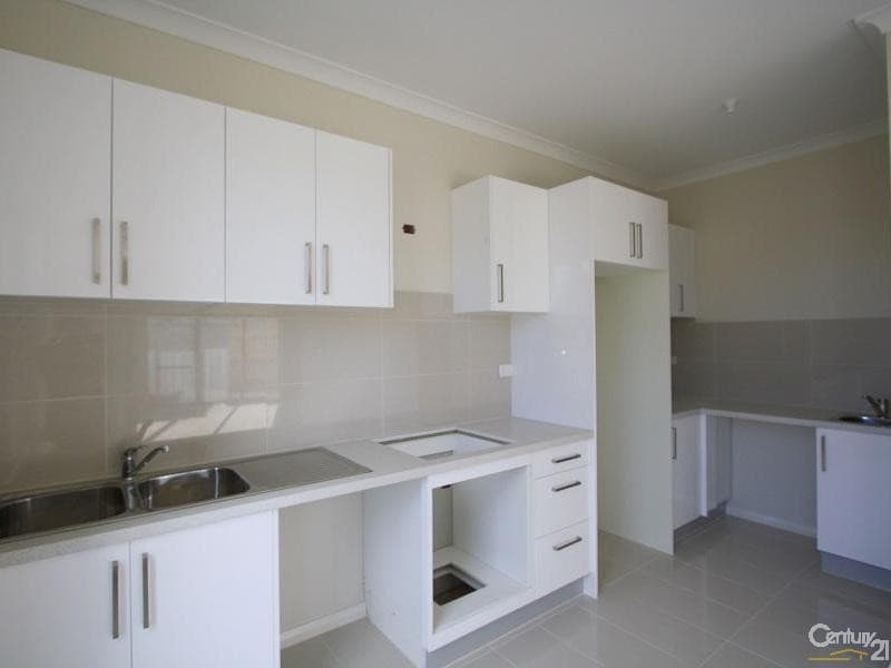1/15 Clement Street, Dandenong, VIC, 3175, Dandenong - Thumbnail 2