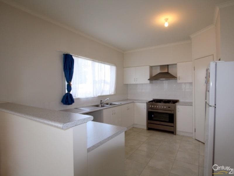 6/64 Buckingham Avenue, Springvale, VIC, 3171, Springvale - Thumbnail 2