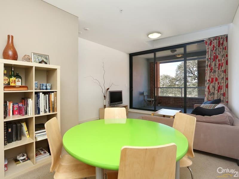 413/10 Brodie Spark Drive, Wolli Creek, NSW, 2205, Logan Reserve - Thumbnail 2