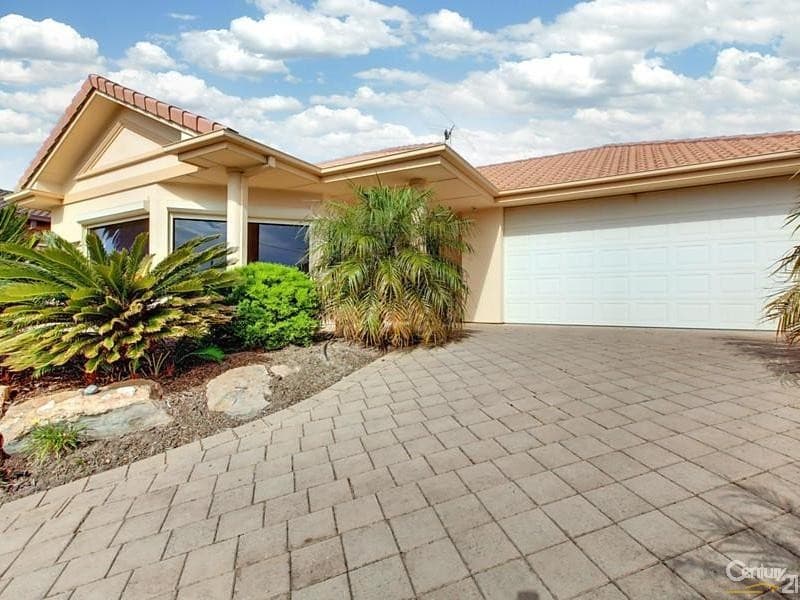 4 Murnada Street, Hallett Cove, SA, 5158, Hallett Cove - Thumbnail 3