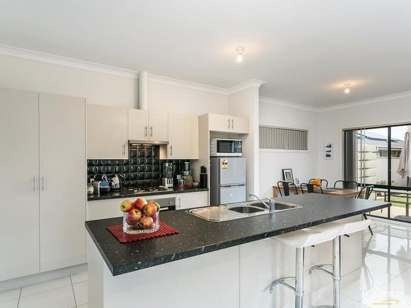 100 Yarmouth Road, Dover Gardens, SA, 5048, Dover Gardens - Thumbnail 2