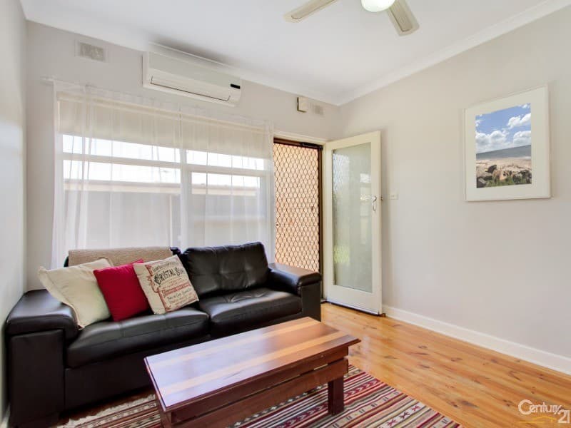2/7 Beck Street, Henley Beach, SA, 5022, Henley Beach - Thumbnail 2