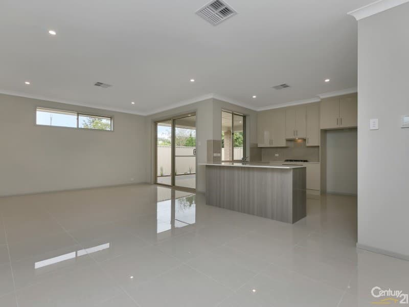 13 Moor Cct, Warner, QLD, 4500, Warner - Thumbnail 2