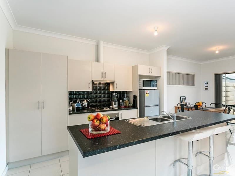 100A Yarmouth Road, Dover Gardens, SA, 5048, Dover Gardens - Thumbnail 2
