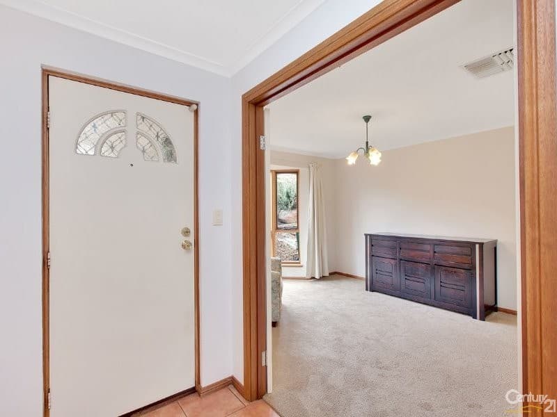 15 Cranbourne Drive, O'Halloran Hill, SA, 5158, O'Halloran Hill - Thumbnail 3