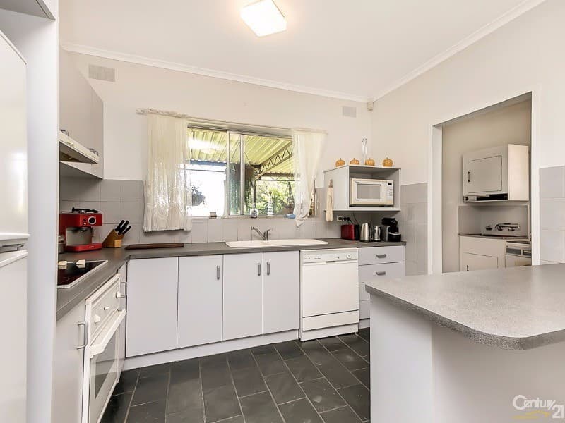 5 Yalpa Road, Marino, SA, 5049, Marino - Thumbnail 5
