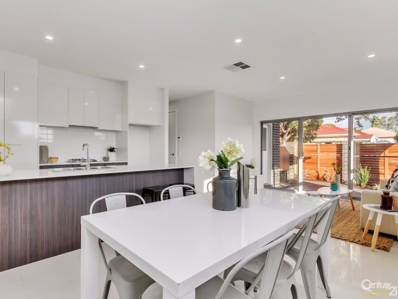 3/2B Somers Street, North Brighton, SA, 5048, North Brighton - Thumbnail 2