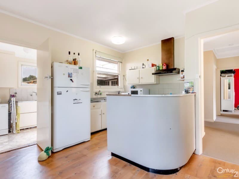 10 Greenock Drive, Sturt, SA, 5047, Sturt - Thumbnail 2