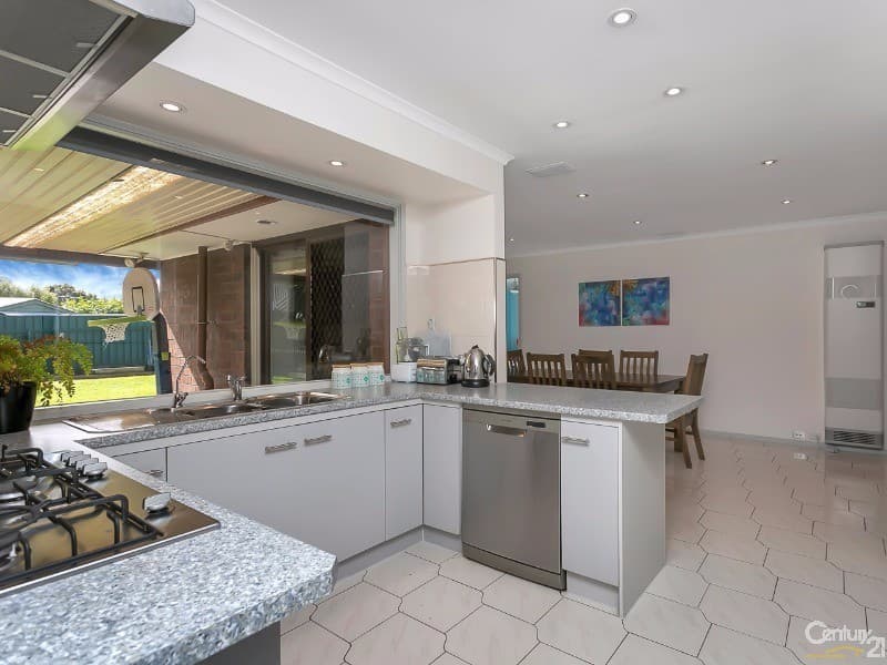 5 Forresters Road, Hallett Cove, SA, 5158, Hallett Cove - Thumbnail 6