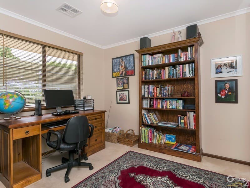 1 Arachne Drive, Hallett Cove, SA, 5158, Hallett Cove - Thumbnail 7