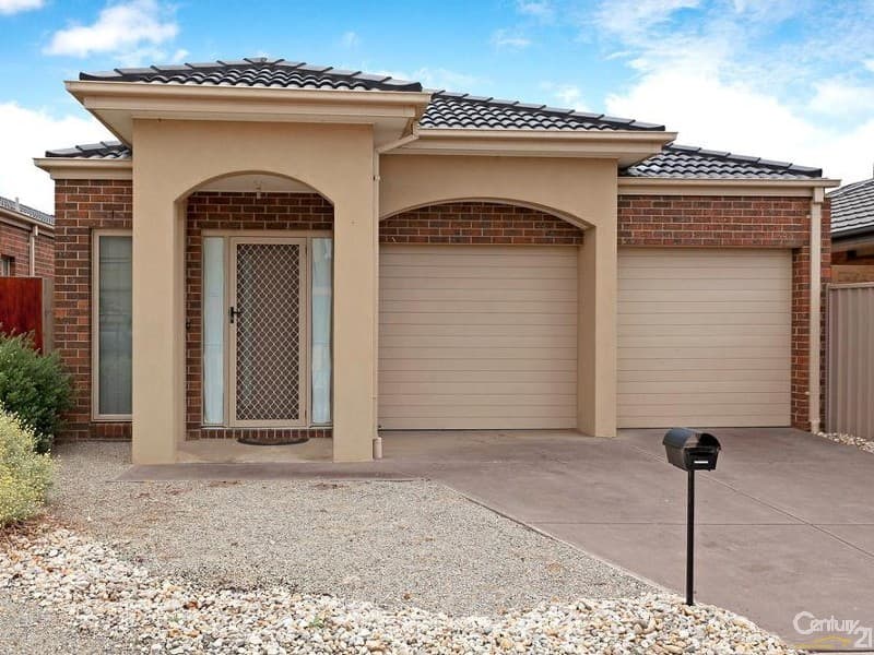 3/8 Clendon Road, Ferntree Gully - Image 1