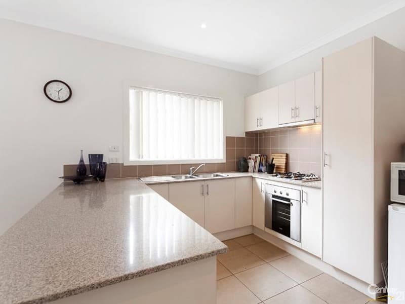 3/8 Clendon Road, Ferntree Gully - Thumbnail 2