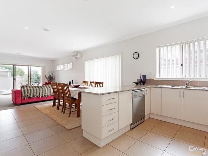 3/8 Clendon Road, Ferntree Gully - Thumbnail 3