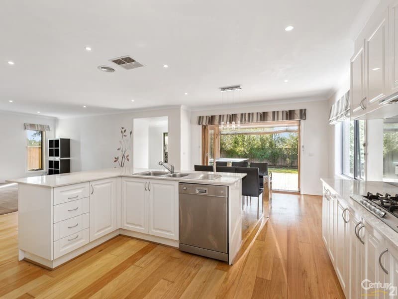 9 Meridian Close, Point Cook, VIC, 3030, Point Cook - Thumbnail 4