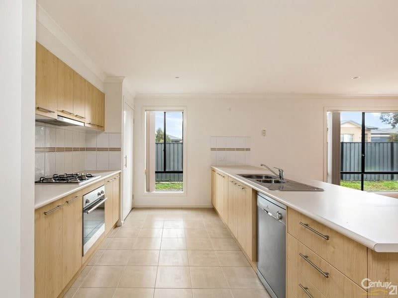 18 Baratta Road, Tarneit, VIC, 3029, Tarneit - Thumbnail 2