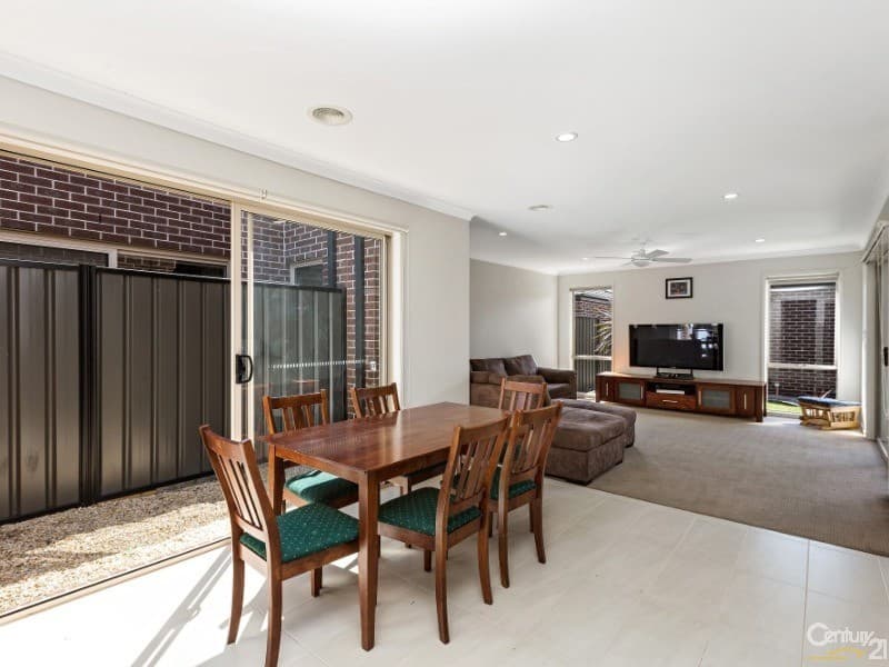 14 Tom Roberts Parade, Point Cook, VIC, 3030, Point Cook - Thumbnail 6