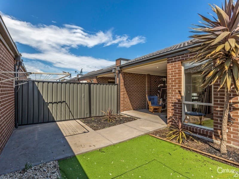 14 Tom Roberts Parade, Point Cook, VIC, 3030, Point Cook - Thumbnail 8