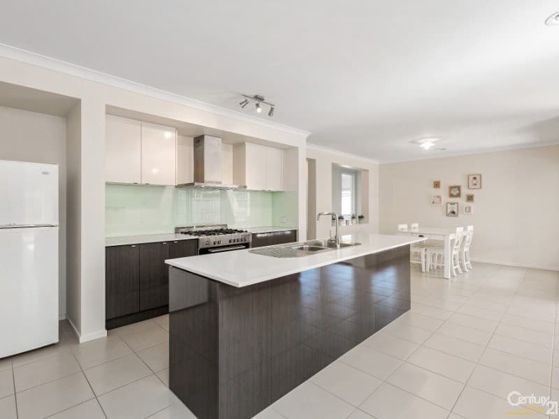 8 Tristania Drive, Point Cook, VIC, 3030, Point Cook - Thumbnail 4
