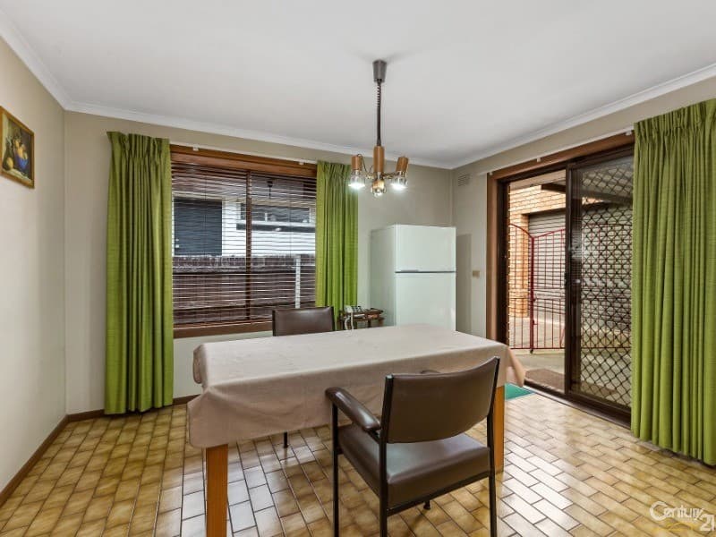 28 Merton Street, Altona Meadows, VIC, 3028, Altona Meadows - Thumbnail 5