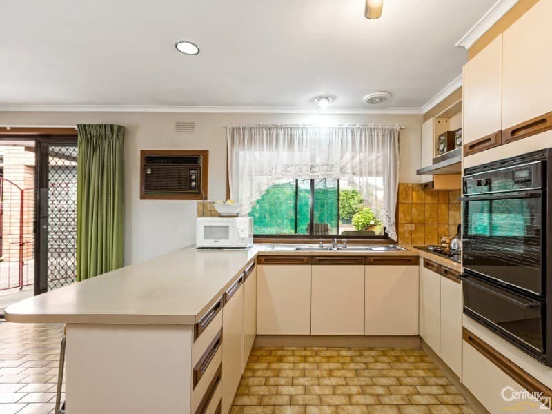 28 Merton Street, Altona Meadows, VIC, 3028, Altona Meadows - Thumbnail 7