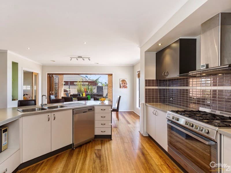 38 McIntyre Avenue, Point Cook, VIC, 3030, Point Cook - Thumbnail 4