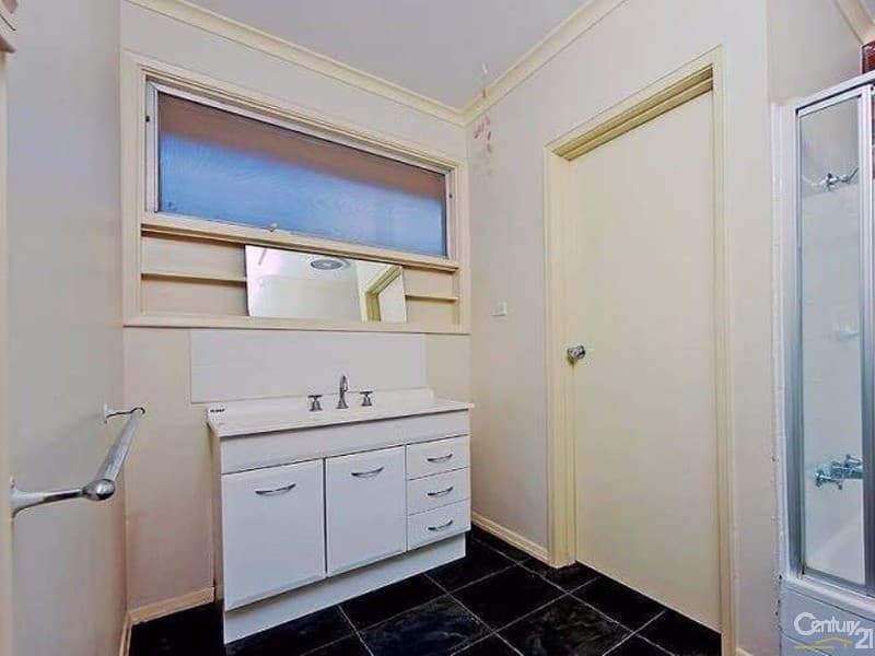 2/11B Edgar Street, Werribee, VIC, 3030, Werribee - Thumbnail 6