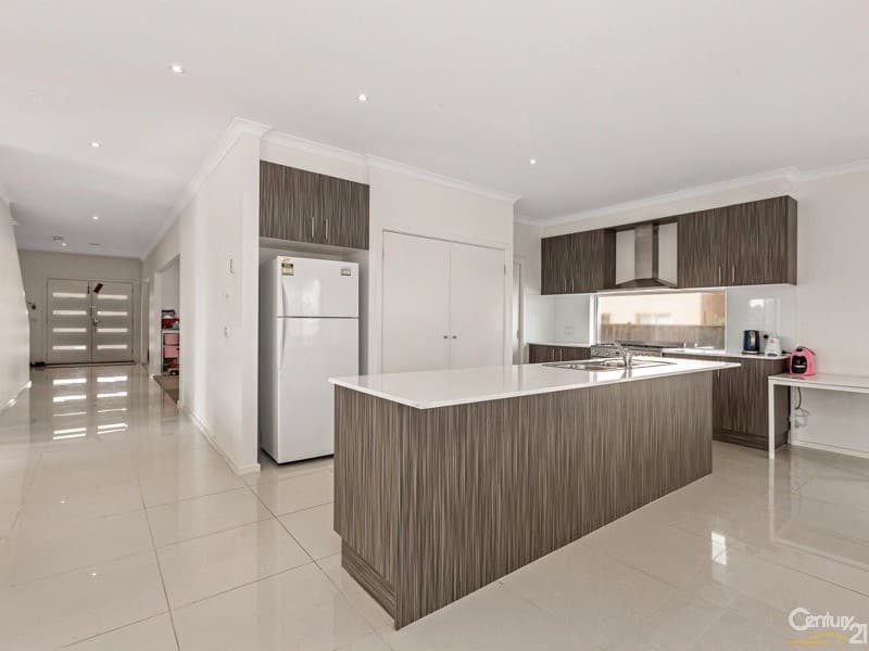 19 Tarcoola Crescent, Sanctuary Lakes, VIC, 3030, Sanctuary Lakes - Thumbnail 6