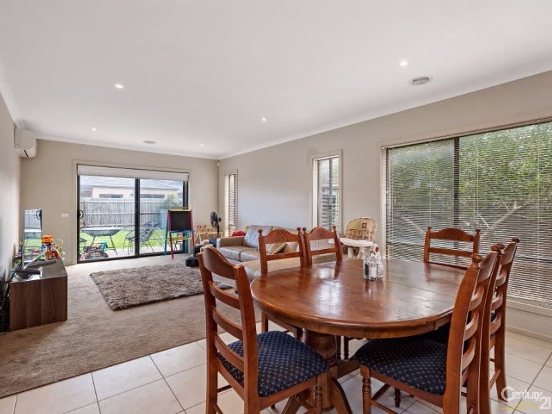 20 Arrowgrass Drive, Point Cook, VIC, 3030, Point Cook - Thumbnail 4