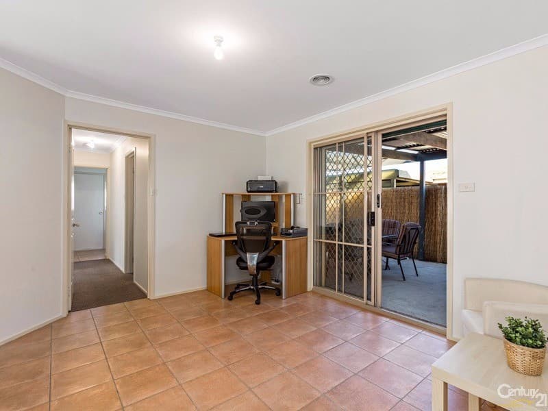 75 Shirley Street, Altona Meadows, VIC, 3028, Altona Meadows - Thumbnail 6