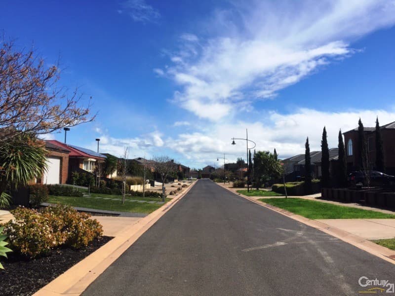 6 Helpmann Avenue, Point Cook, VIC, 3030, Point Cook - Thumbnail 4