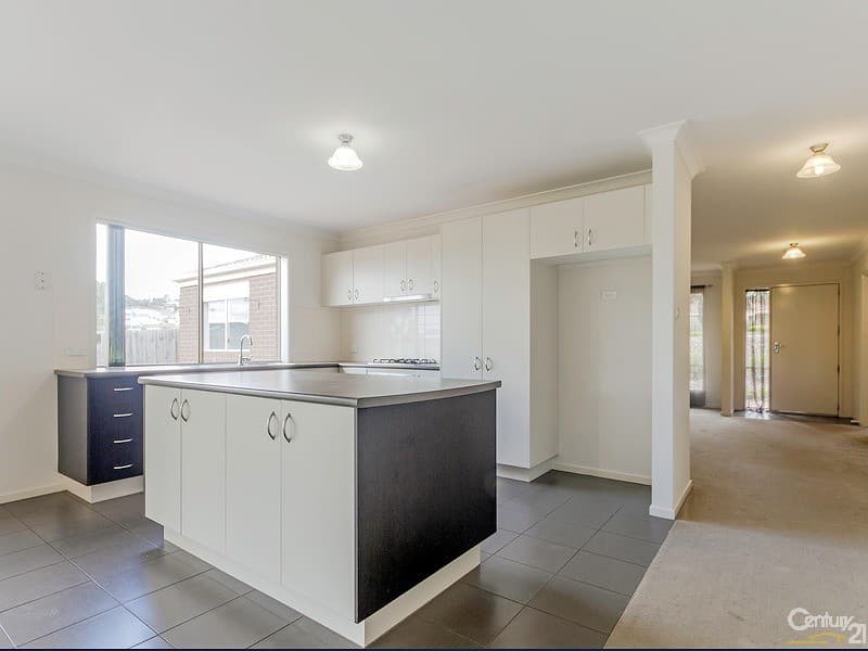 139 Holts Lane, Darley, VIC, 3340, Darley - Thumbnail 6