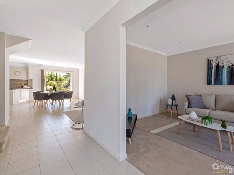 20 The Esplanade, Sanctuary Lakes, VIC, 3030, Sanctuary Lakes - Thumbnail 2