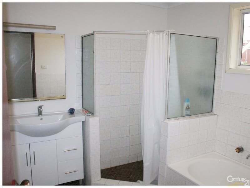 Address Withheld, Ingleburn, NSW, 2565, Ingleburn - Thumbnail 4