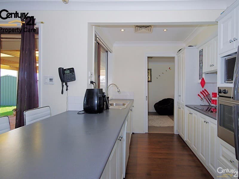 4  SKYHAWK AVE, Raby, NSW, 2566, Raby - Thumbnail 3