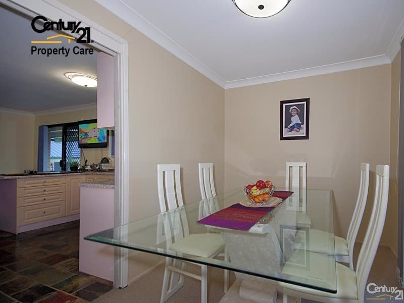 5 DUMFRIES RD, St Andrews, NSW, 2566, St Andrews - Thumbnail 8