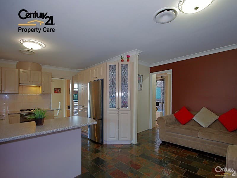 5 DUMFRIES RD, St Andrews, NSW, 2566, St Andrews - Thumbnail 2