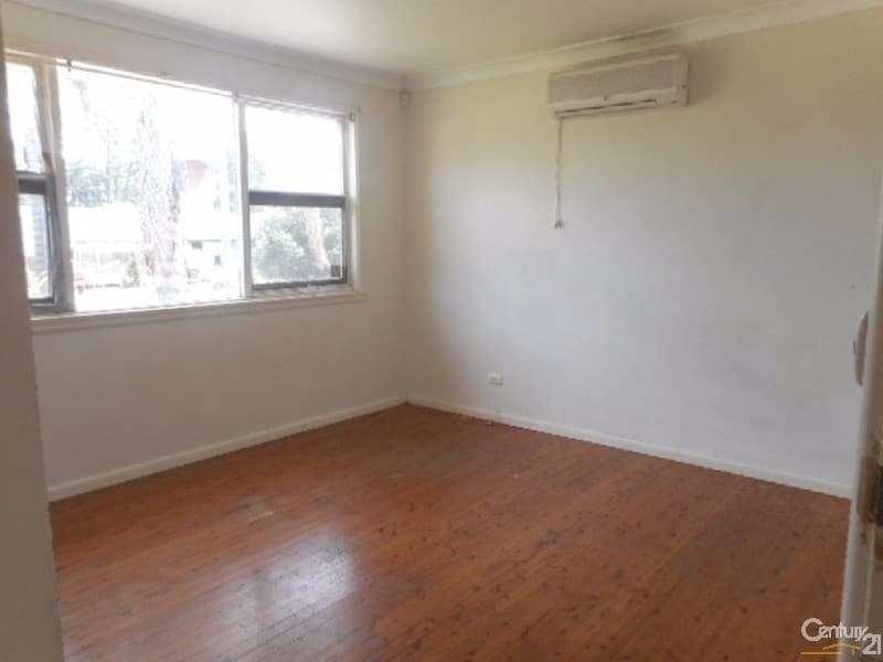 42 PHYLLIS STREET, Minto, NSW, 2566, Minto - Thumbnail 5