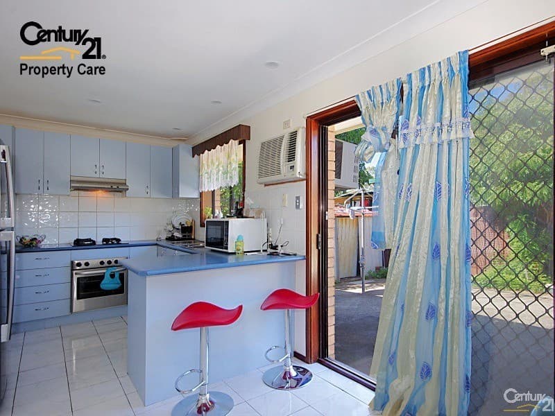 5/120 OXFORD ROAD, Ingleburn, NSW, 2565, Ingleburn - Thumbnail 4
