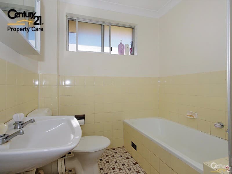 7/24 ATCHISON ROAD, Macquarie Fields, NSW, 2564, Macquarie Fields - Thumbnail 2