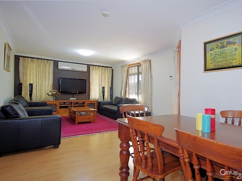 1/8 KENT ST, Minto, NSW, 2566, Minto - Image 1