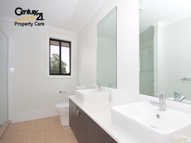 15 Pendergast Ave, Minto, NSW, 2566, Minto - Thumbnail 2