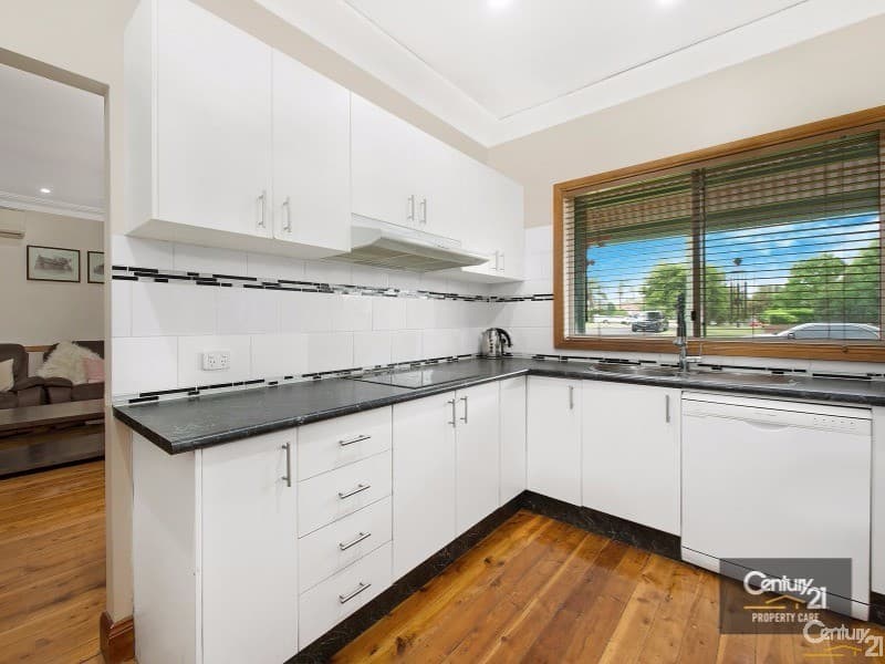 4 Phyllis St, Minto, NSW, 2566, Minto - Thumbnail 7