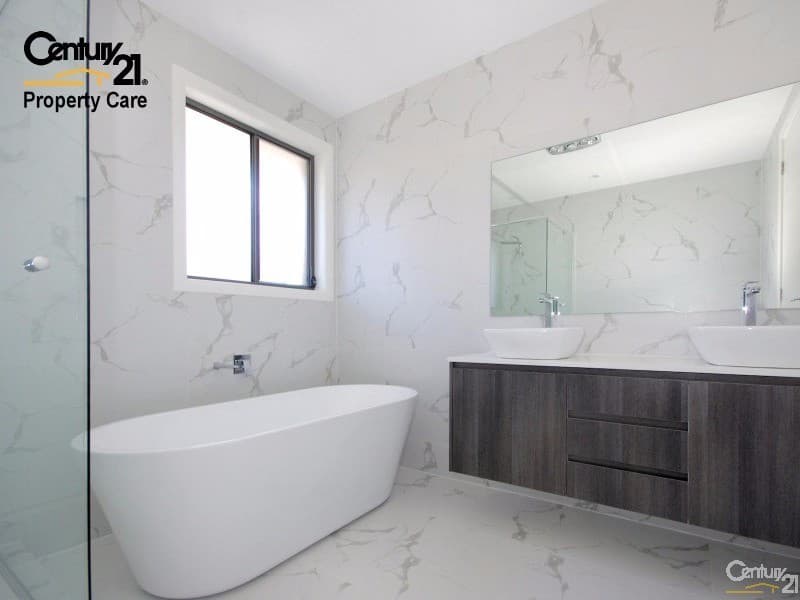 75 Pendergast Ave, Minto, NSW, 2566, Minto - Thumbnail 2