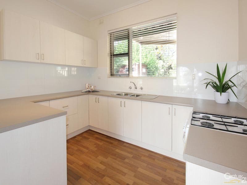 26 Leitch Avenue, Port Noarlunga, SA, 5167, Port Noarlunga - Thumbnail 3