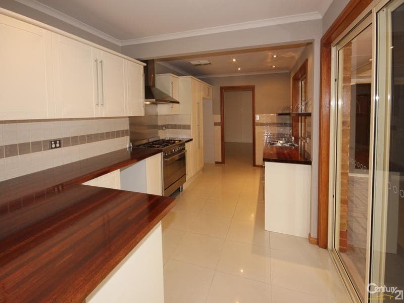4  Montrose Court, Onkaparinga Hills, SA, 5163, Onkaparinga Hills - Thumbnail 2